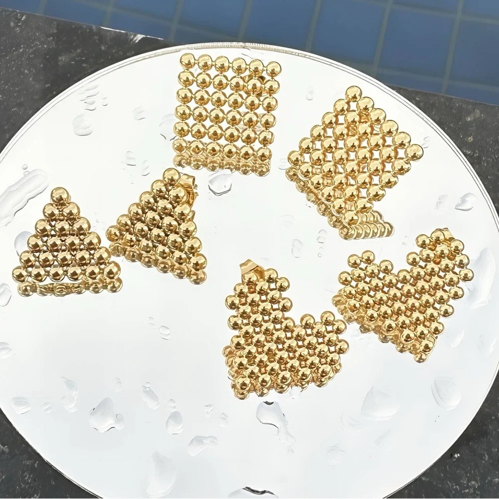 Radiant Gold Heart Stud Earrings - Picture 4 of 4